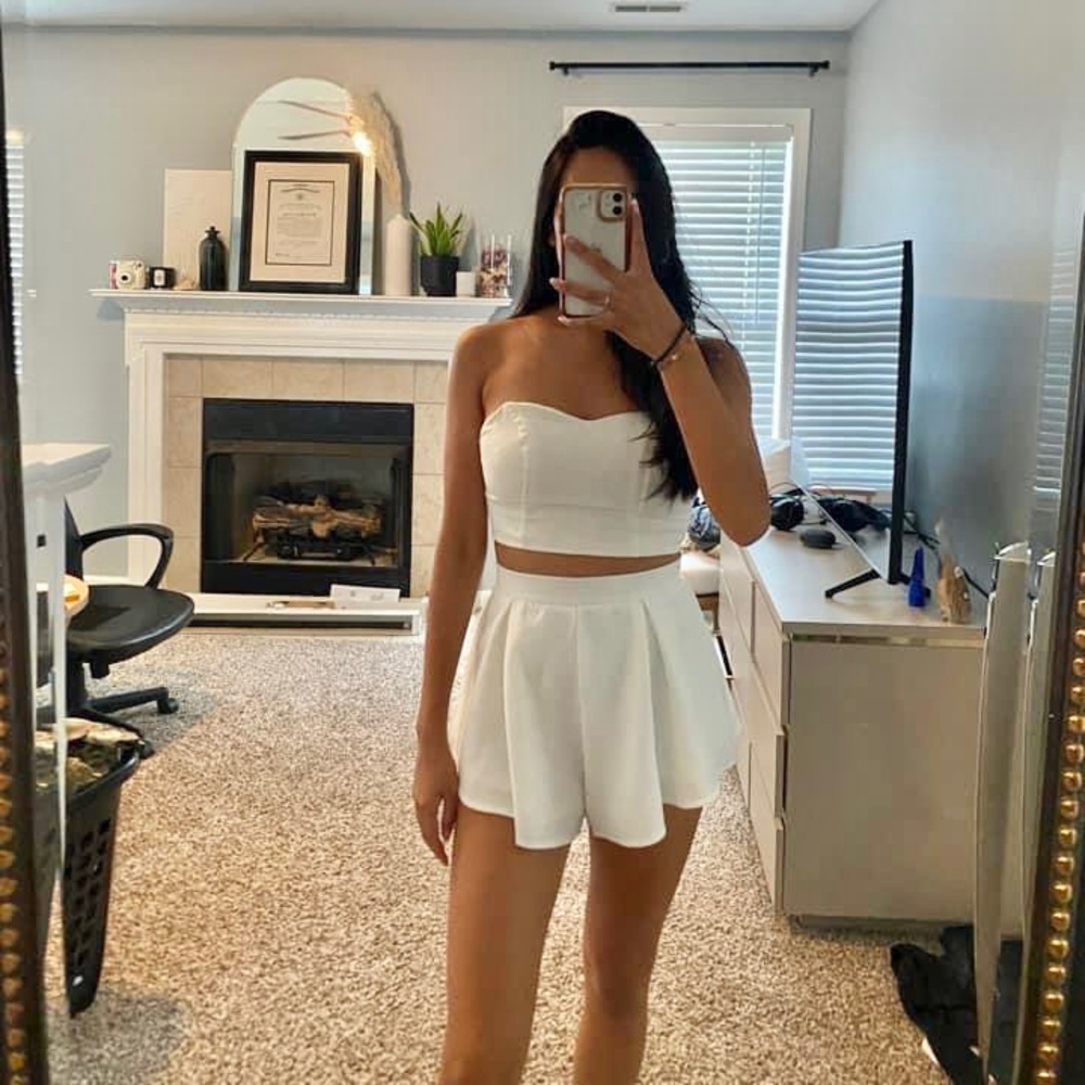 Showpo two piece set. Only worn for one occasion